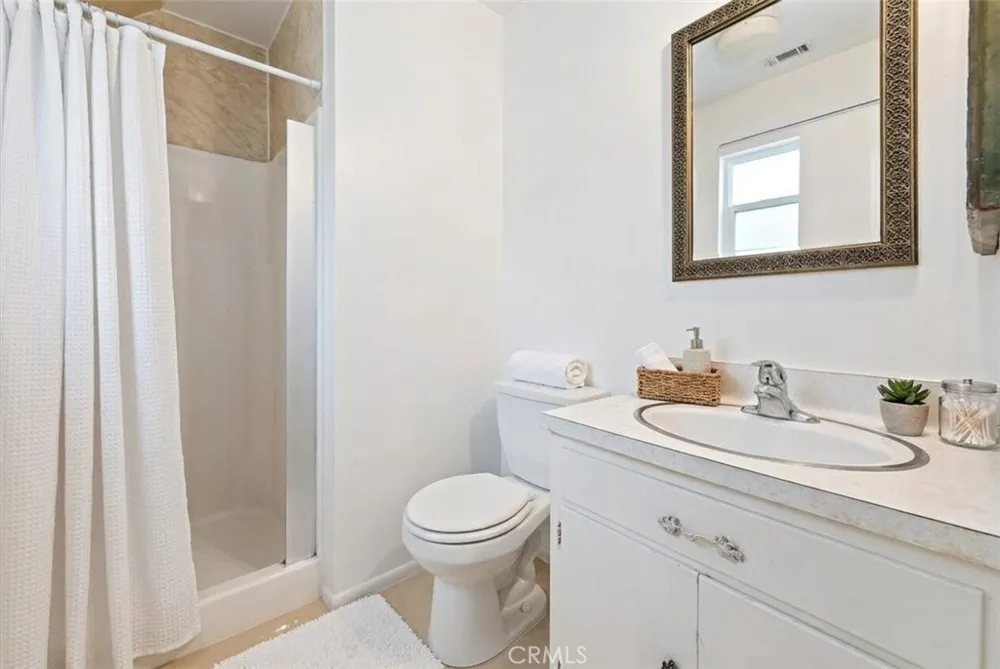 190 E Arrow Claremont, CA 91711