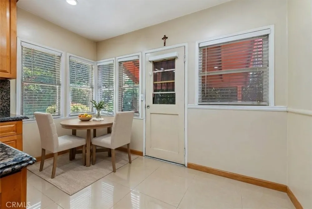 190 E Arrow Claremont, CA 91711