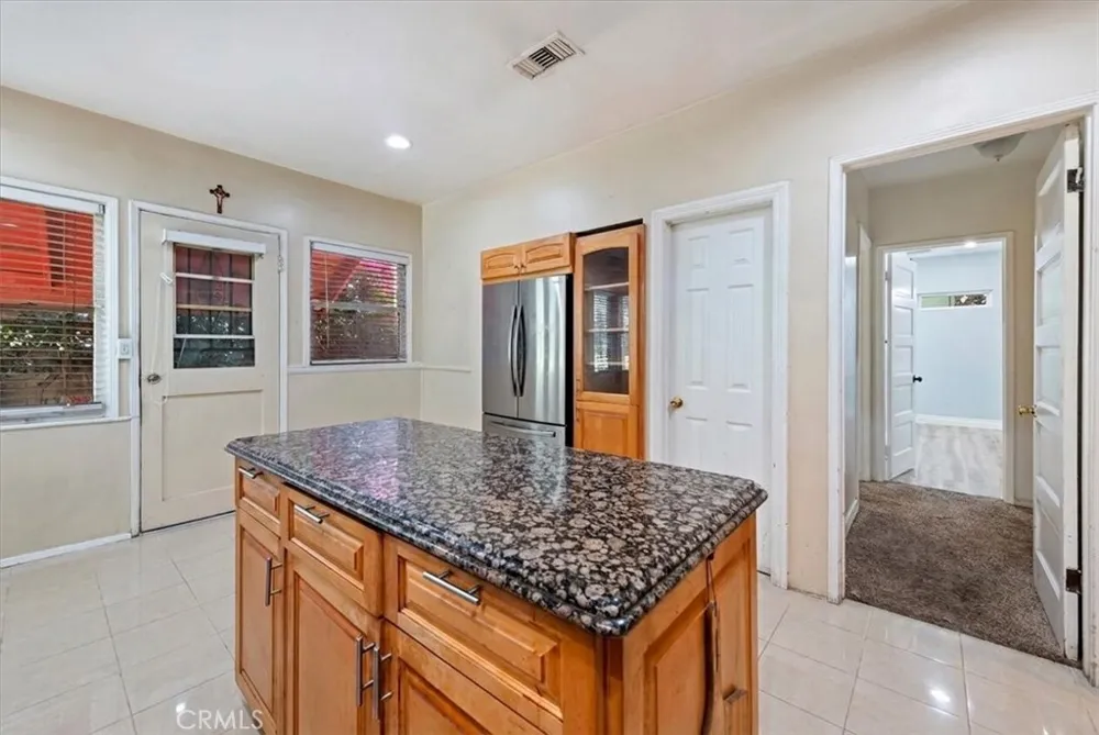 190 E Arrow Claremont, CA 91711