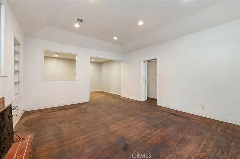 190 E Arrow Claremont, CA 91711