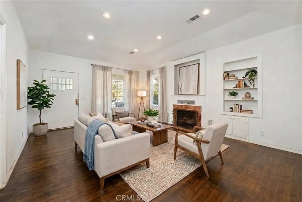 190 E Arrow Claremont, CA 91711
