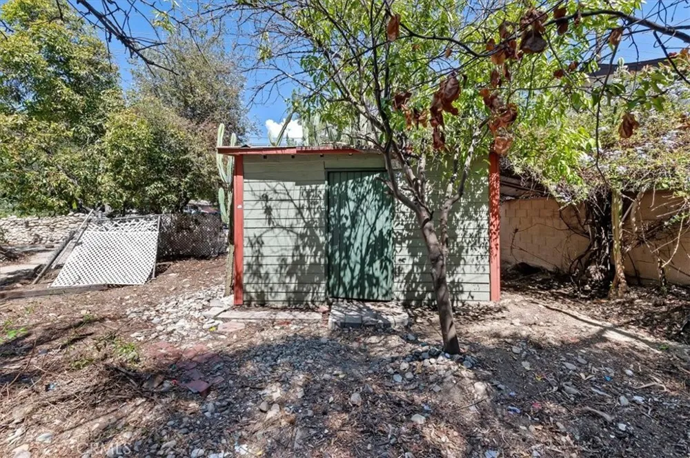 190 E Arrow Claremont, CA 91711
