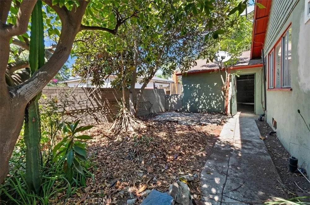 190 E Arrow Claremont, CA 91711