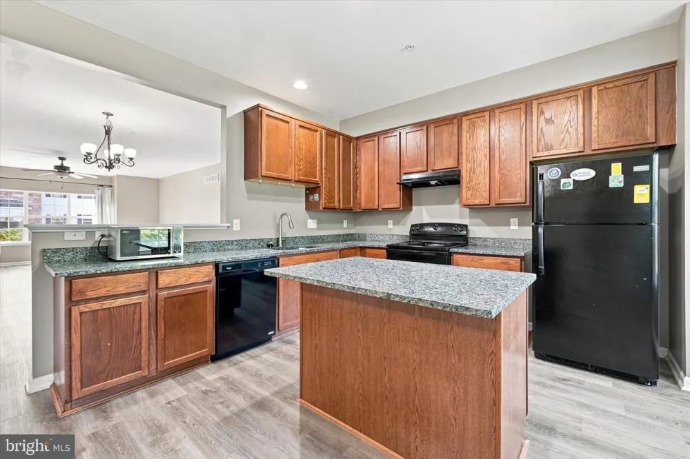 34 MUNRO ROAD Newark, DE 19711