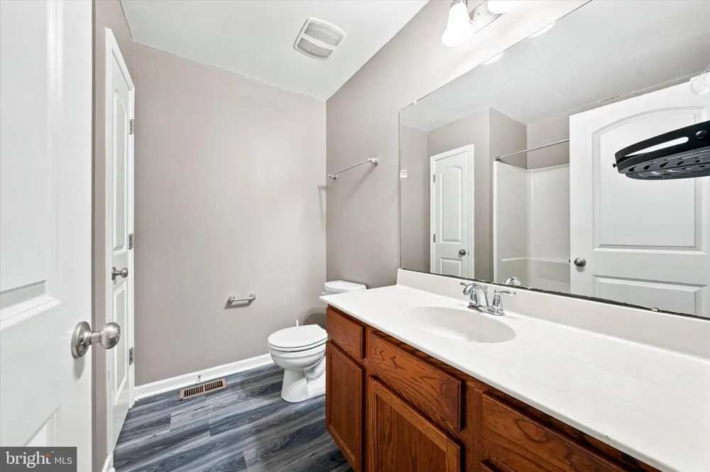 34 MUNRO ROAD Newark, DE 19711