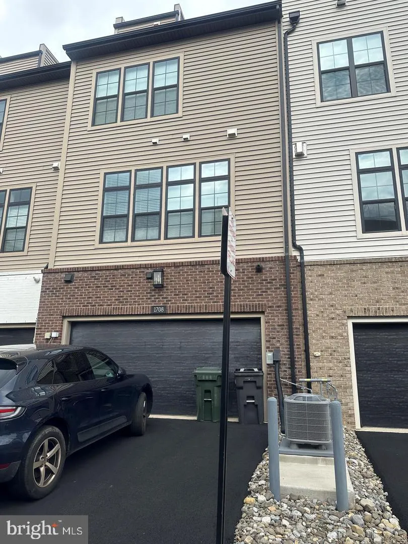 1708 ANDERSON ROAD Mclean, VA 22102