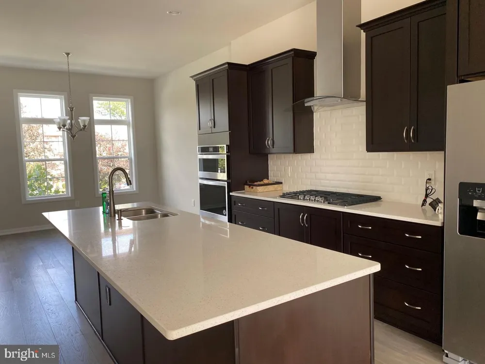 1708 ANDERSON ROAD Mclean, VA 22102