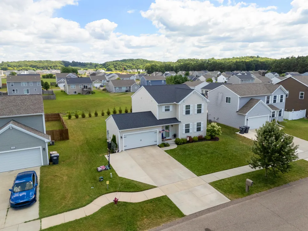 58853 Blue Stem Circle Mattawan, MI 49071