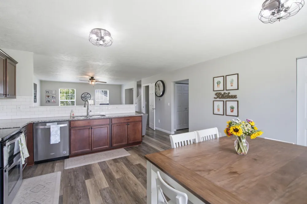 58853 Blue Stem Circle Mattawan, MI 49071