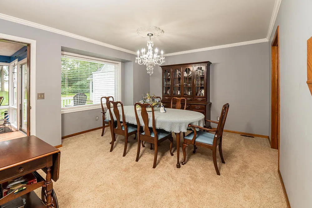 8259 Wallinwood Springs Drive Jenison, MI 49428