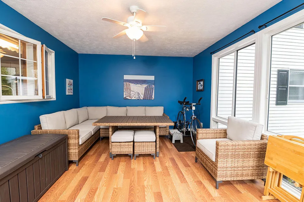 8259 Wallinwood Springs Drive Jenison, MI 49428