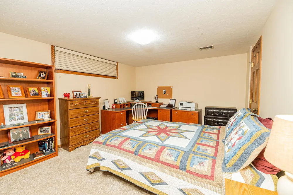 8259 Wallinwood Springs Drive Jenison, MI 49428