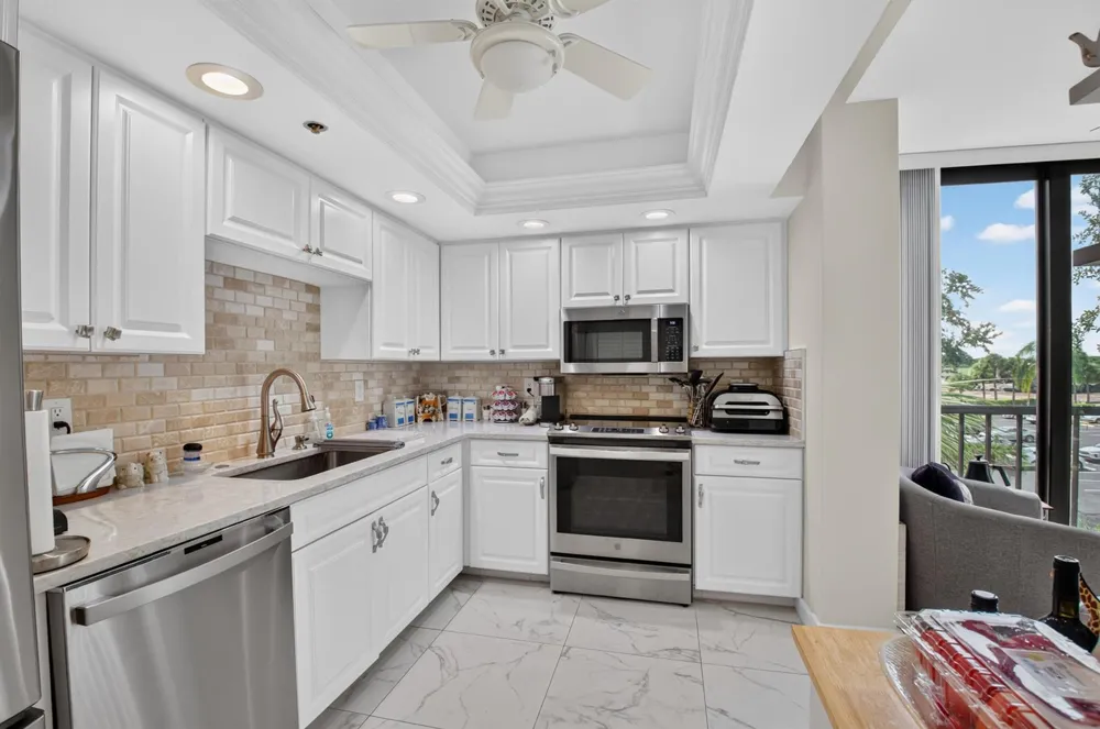 7786 Lakeside Boulevard #634 Boca Raton, FL 33434