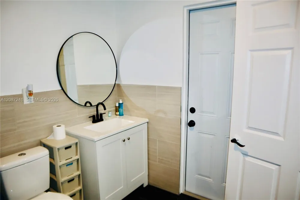 14643 SW 104th Ave Miami, FL 33176