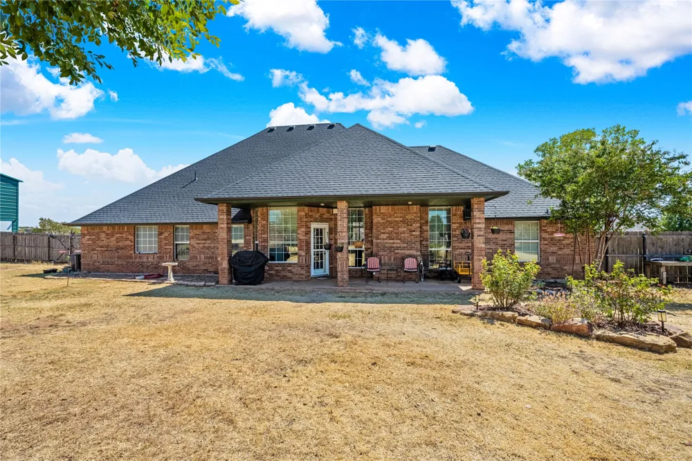 296 Prairie View Drive Elgin, OK 73538