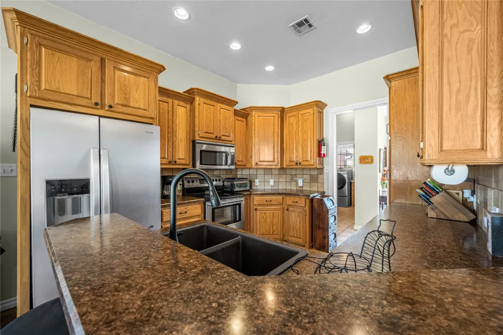 296 Prairie View Drive Elgin, OK 73538