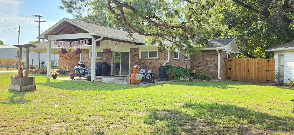 17 Breakenridge Drive Eufaula, OK 74432