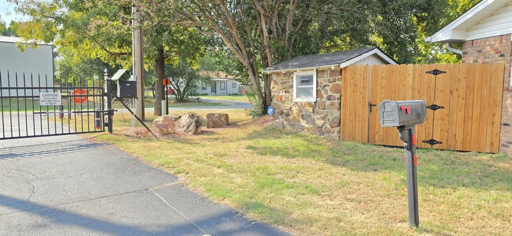 17 Breakenridge Drive Eufaula, OK 74432