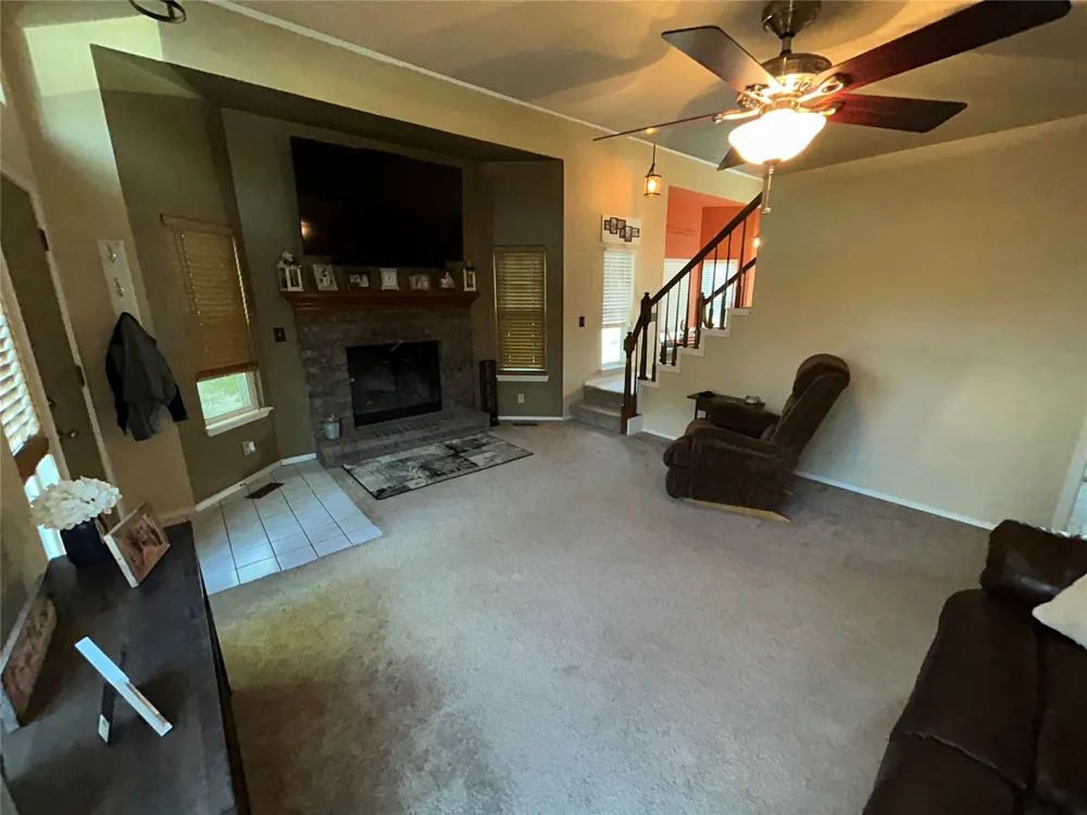 1603 W Gary Street Broken Arrow, OK 74012