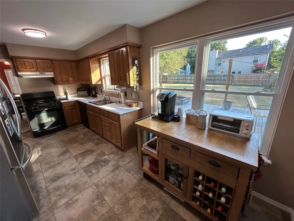 1603 W Gary Street Broken Arrow, OK 74012