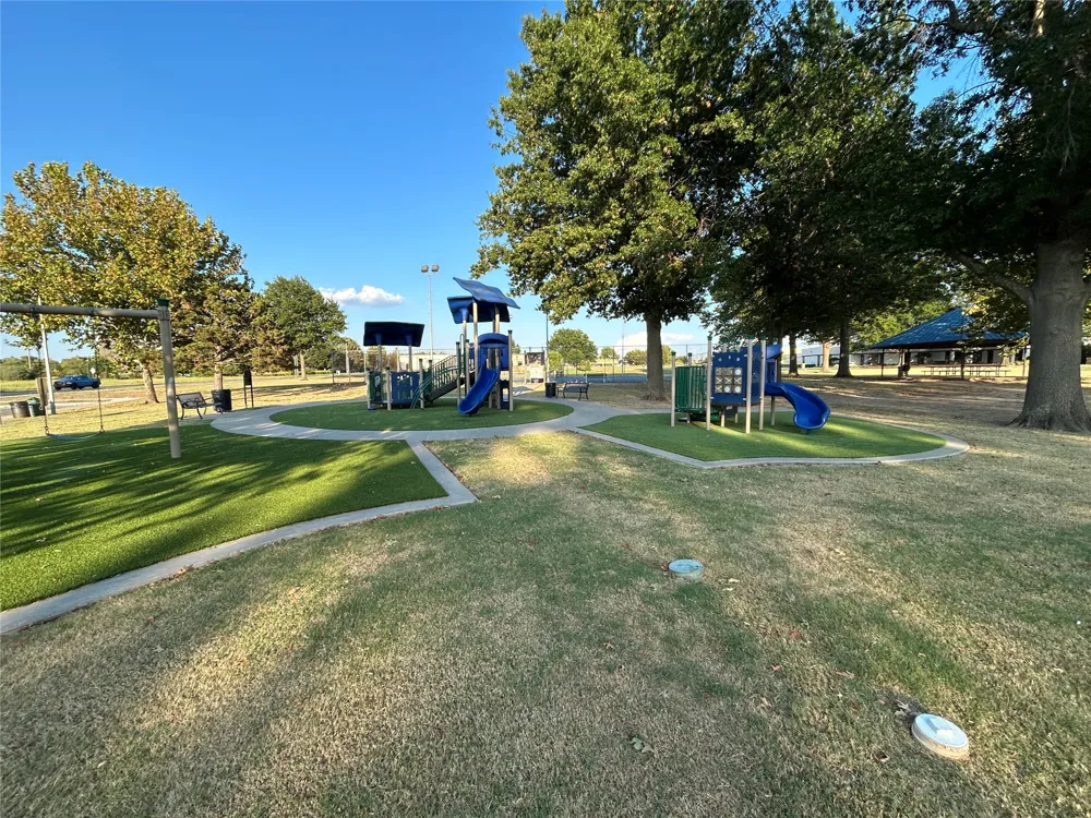1603 W Gary Street Broken Arrow, OK 74012
