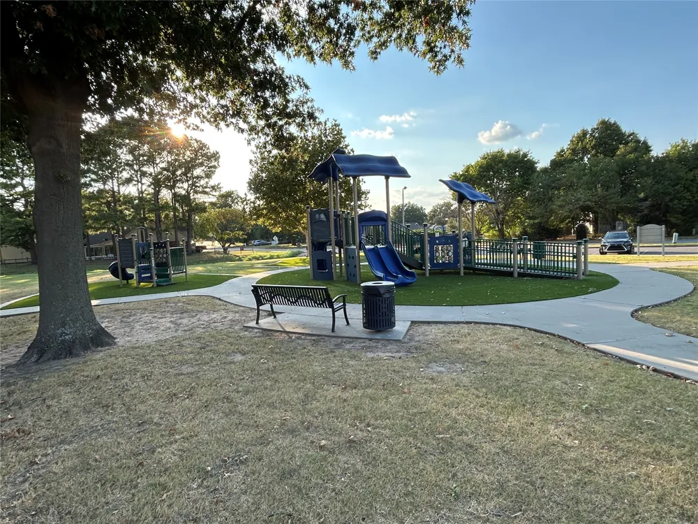 1603 W Gary Street Broken Arrow, OK 74012