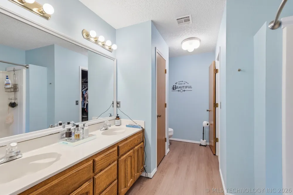 1603 W Gary Street Broken Arrow, OK 74012