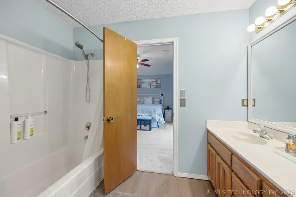 1603 W Gary Street Broken Arrow, OK 74012