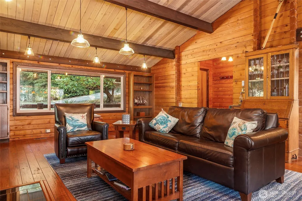2110 Gull Way Camano Island, WA 98282