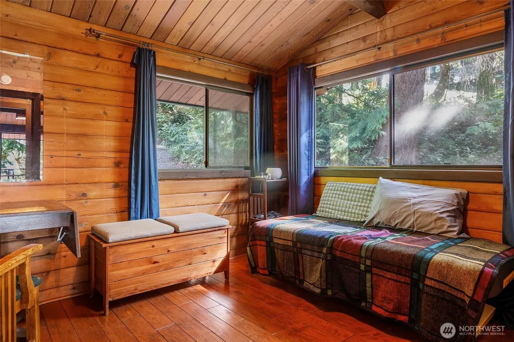 2110 Gull Way Camano Island, WA 98282