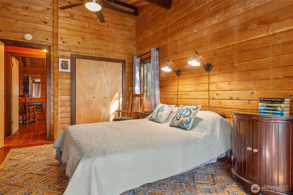 2110 Gull Way Camano Island, WA 98282