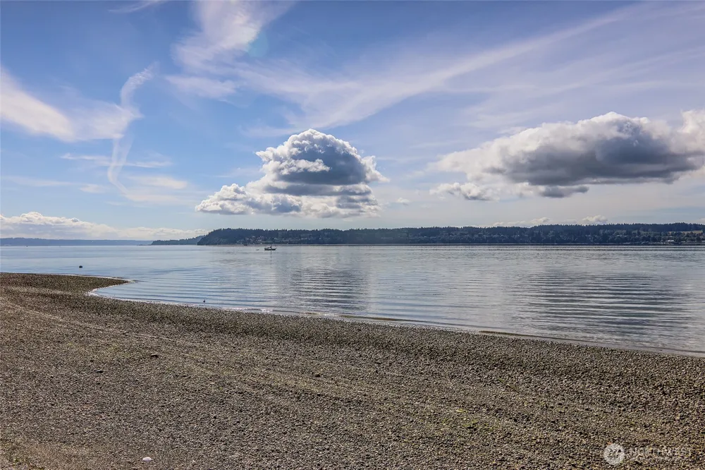 2110 Gull Way Camano Island, WA 98282