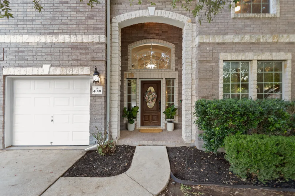 4001 Glen Eagles Cove Round Rock, TX 78664