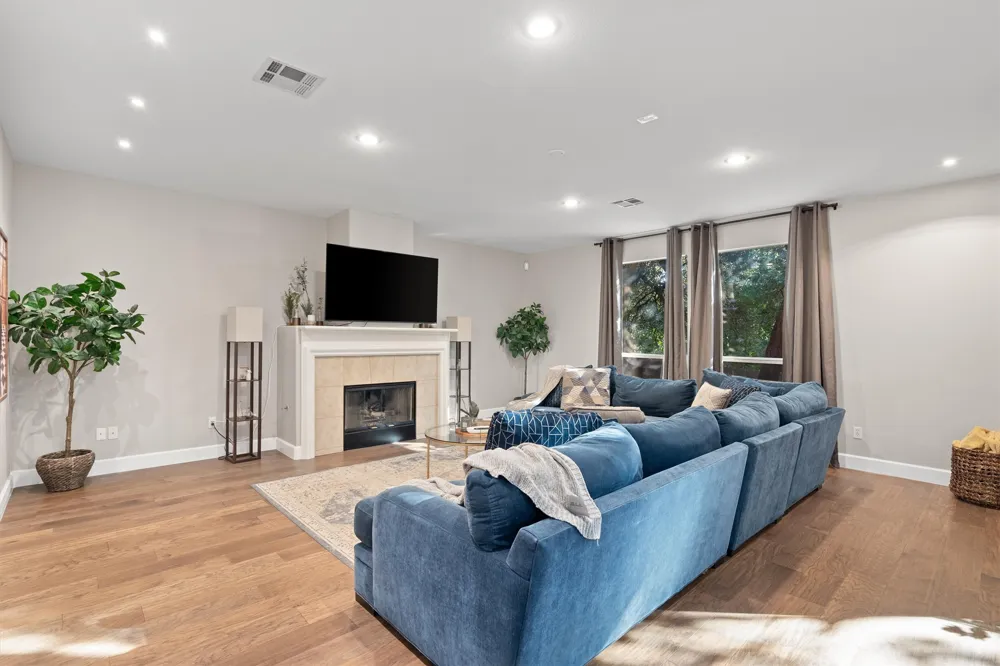 4001 Glen Eagles Cove Round Rock, TX 78664