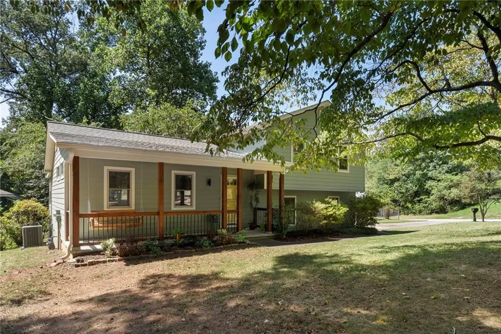 156 Settendown Trail SE Mableton, GA 30126