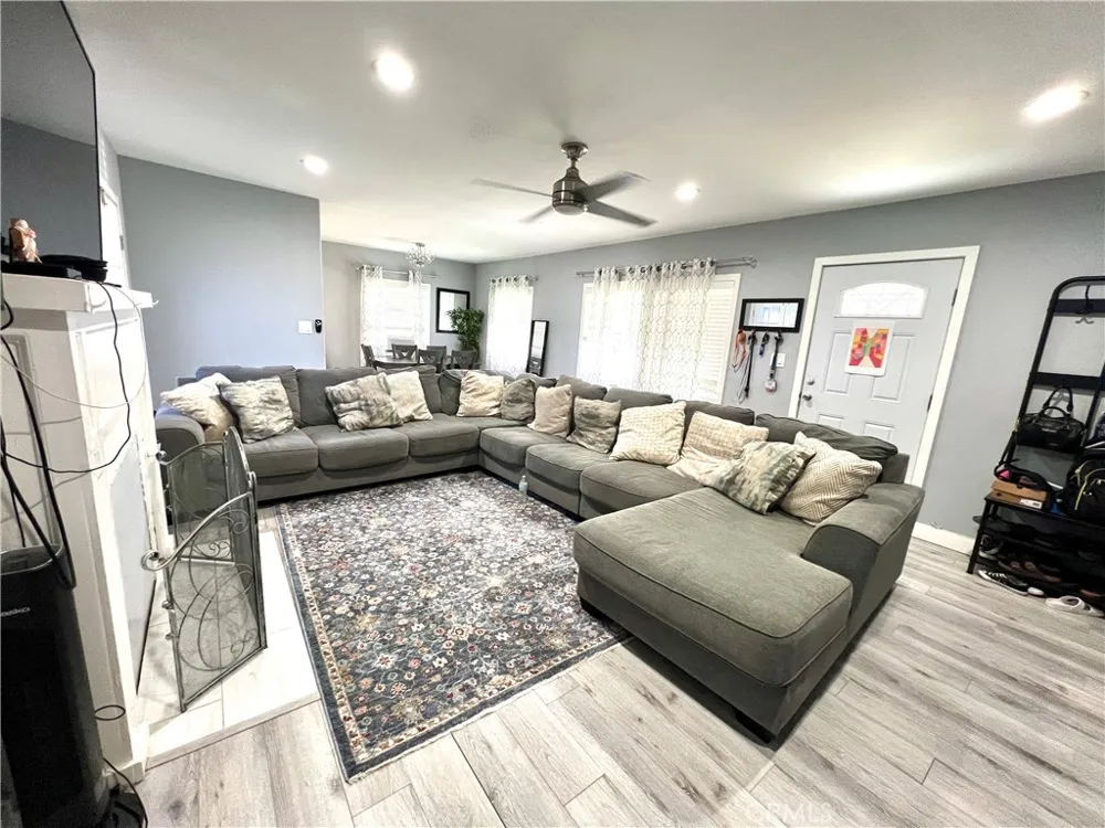 8603 Greenleaf Whittier, CA 90602