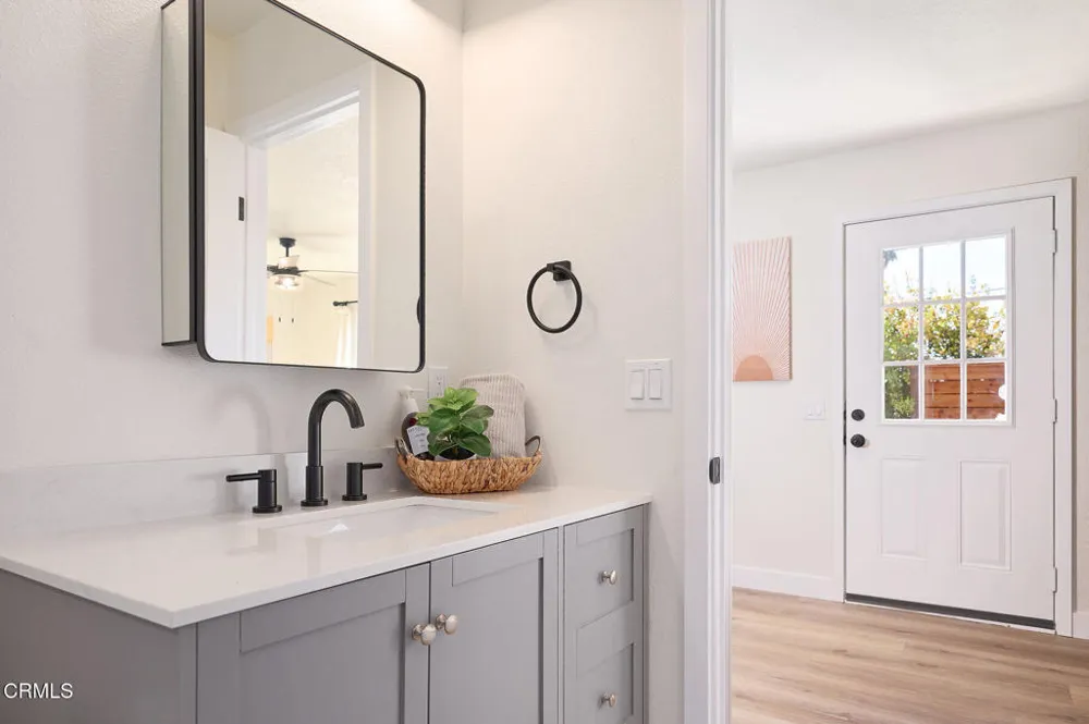 97 Everett Street #B Moorpark, CA 93021
