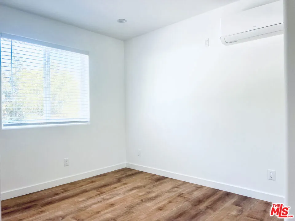 285 W Montecito Avenue #G Sierra Madre, CA 91024