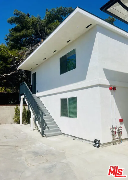 285 W Montecito Avenue #G Sierra Madre, CA 91024