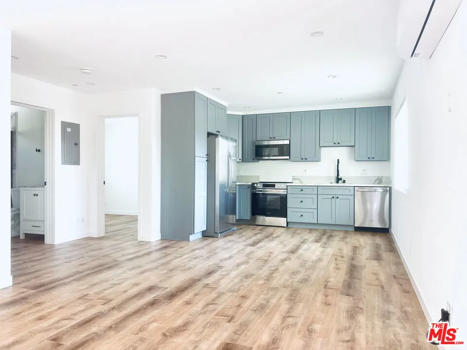 285 W Montecito Avenue #G Sierra Madre, CA 91024