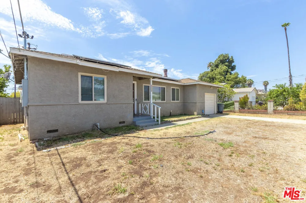 823 Erica Street Escondido, CA 92027