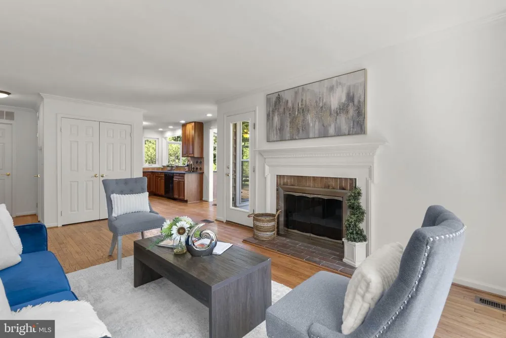 12109 MCDONALD CHAPEL DRIVE Gaithersburg, MD 20878