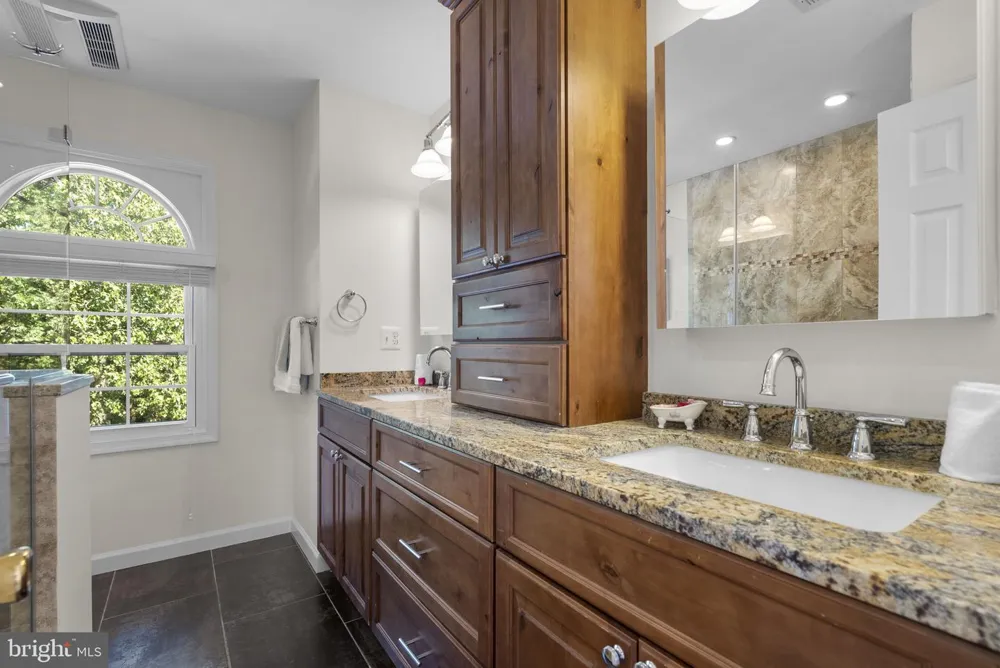 12109 MCDONALD CHAPEL DRIVE Gaithersburg, MD 20878