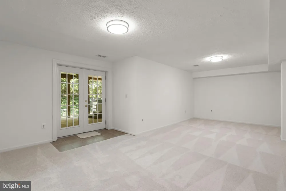 12109 MCDONALD CHAPEL DRIVE Gaithersburg, MD 20878