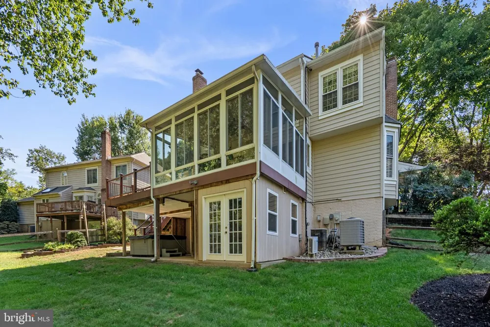 12109 MCDONALD CHAPEL DRIVE Gaithersburg, MD 20878