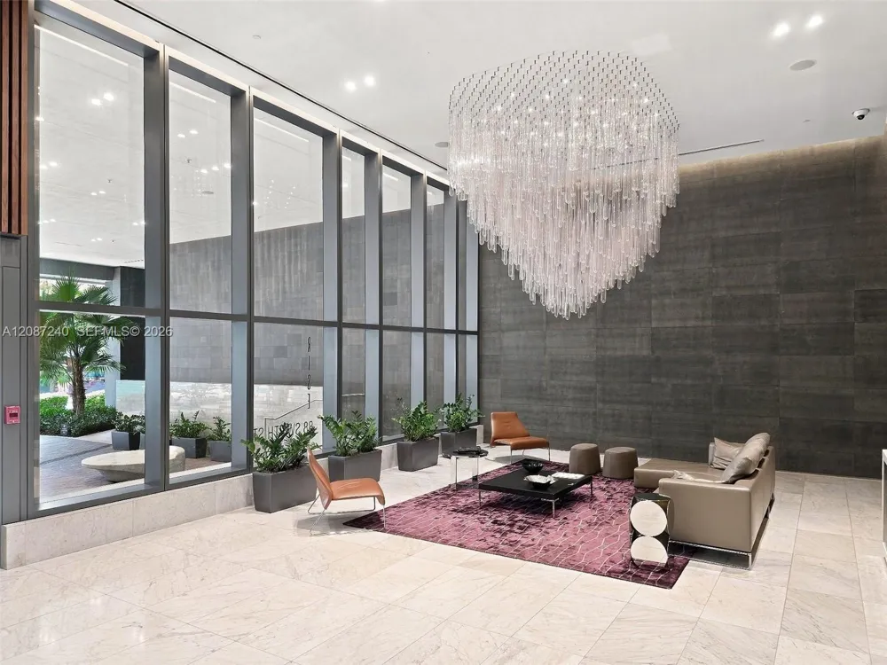 88 SW 7th St #3107 Miami, FL 33130