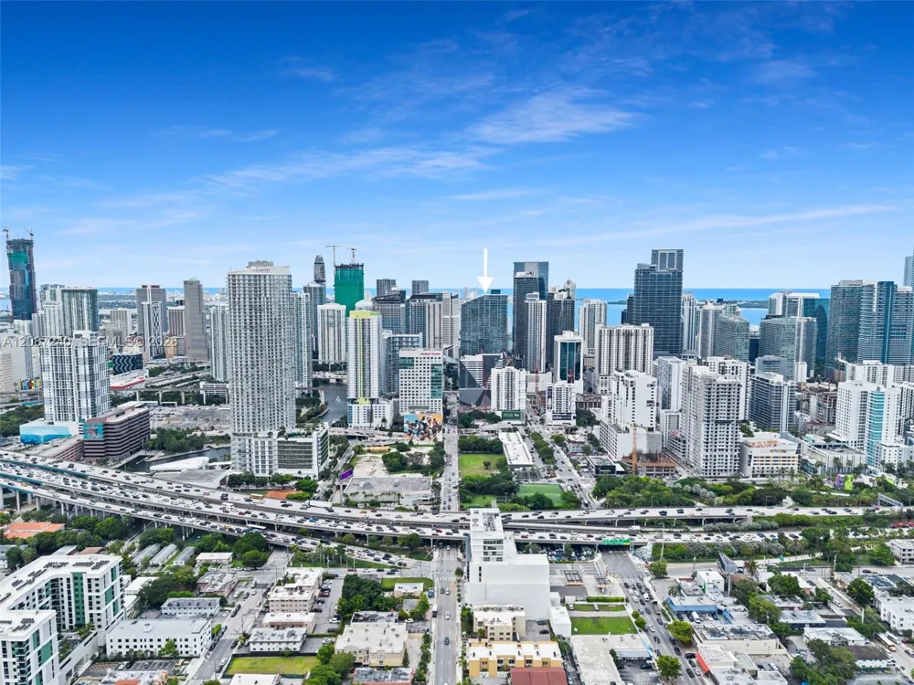 88 SW 7th St #3107 Miami, FL 33130