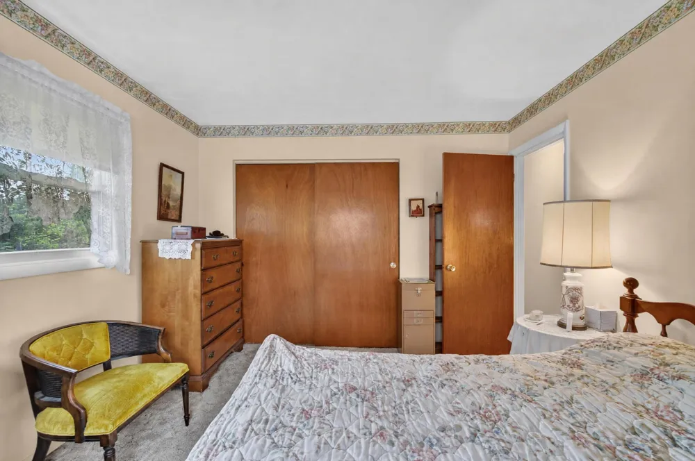 611 Charleston Road Delta Charter Township, MI 48917