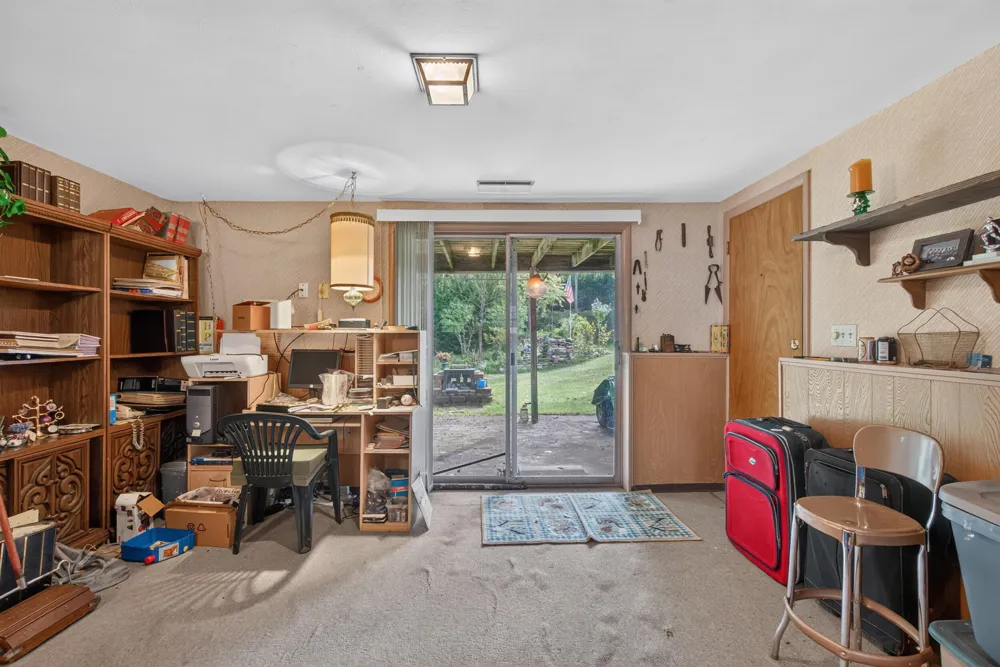 611 Charleston Road Delta Charter Township, MI 48917