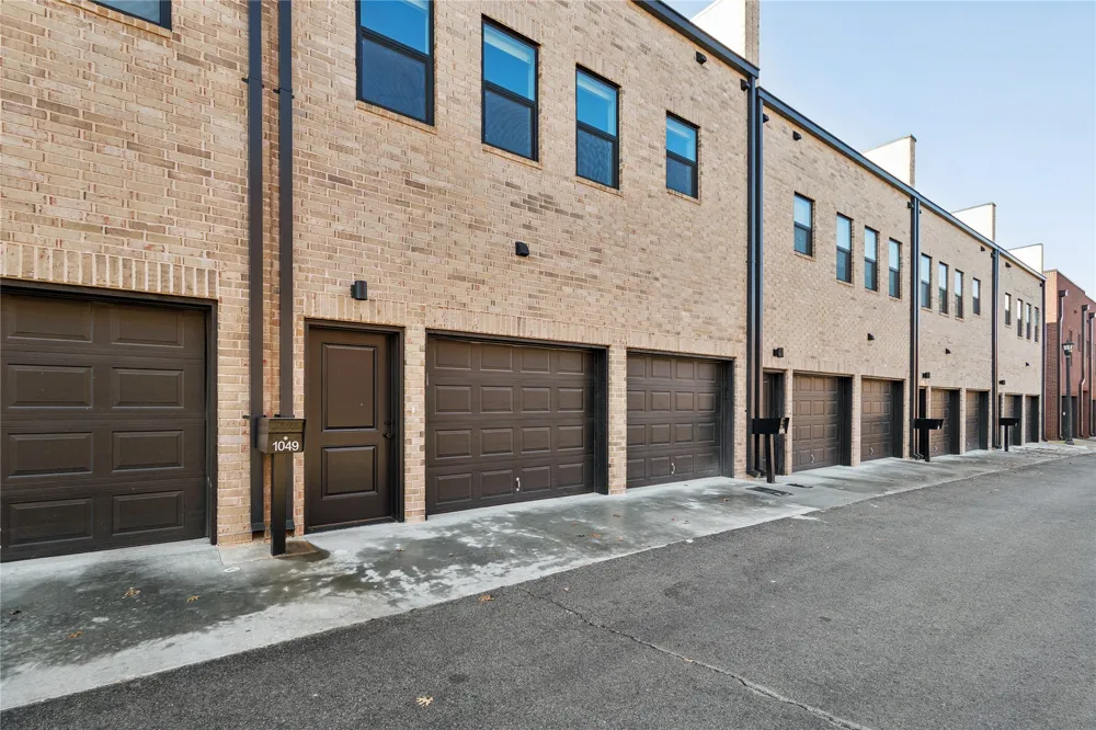 1049 E 8th Street Tulsa, OK 74120